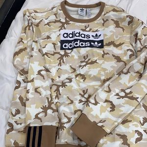 Adidas camo sweatshirt